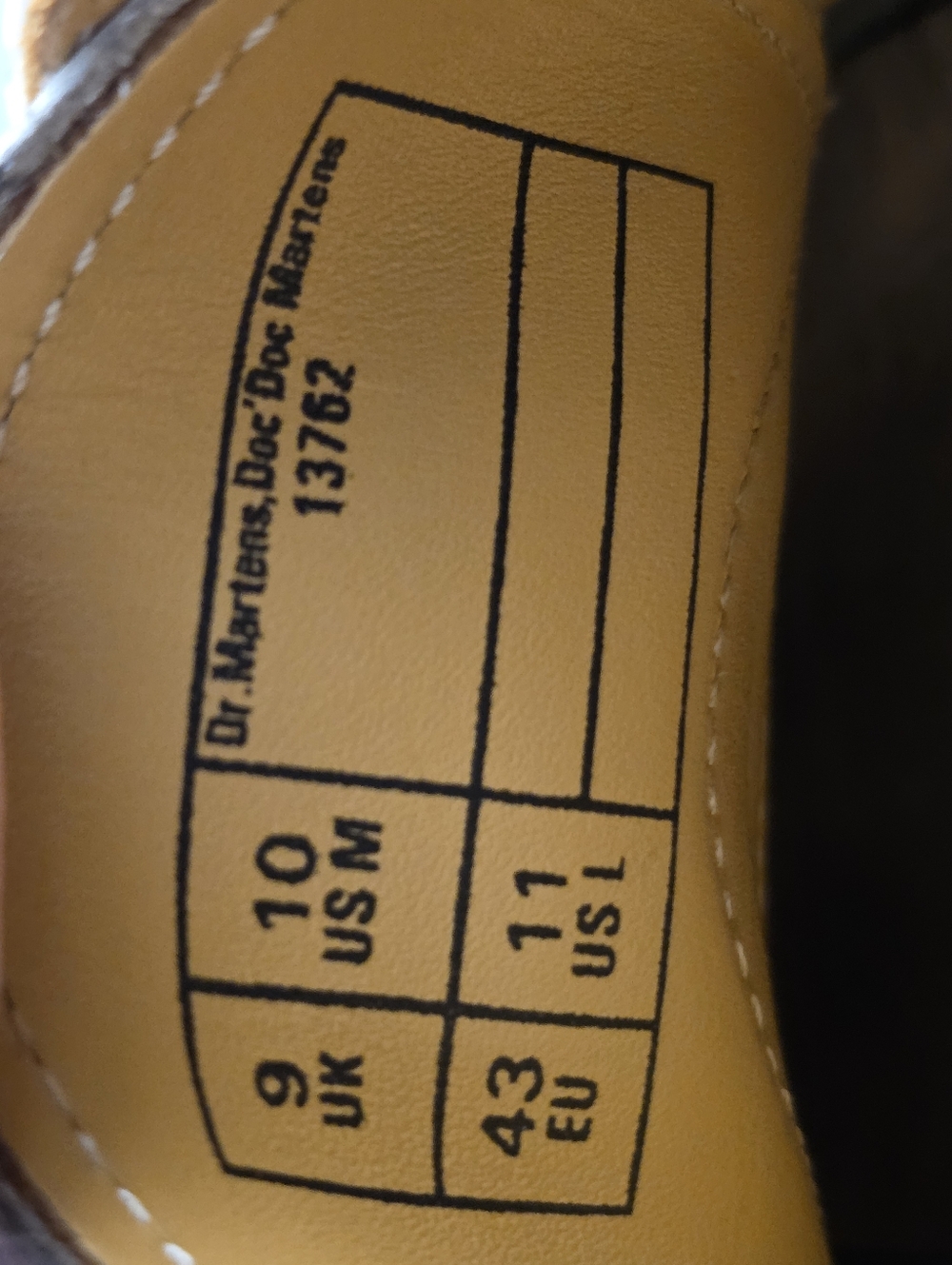 Dr. Martens 13762 Oxfords  White Smooth Leather- Mens 10 - Rare Made In England - Picture 6 of 6